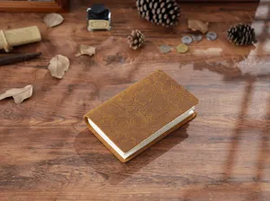 Handgemachtes Vintage Leder Notizbuch, geprägtes Blumen Tagebuch, tragbares Skizzenbuch.