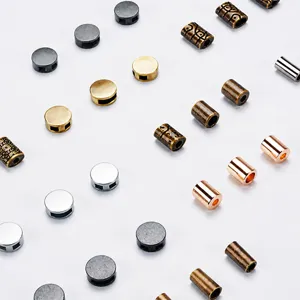 Puntas de cordón de metal y accesorios de hebilla para cuadernos vintage, estilo retro.