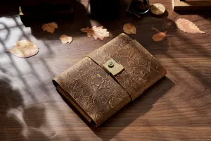 Diario de cuero grabado vintage con cerradura de combinación cuaderno retro a5 regalo.