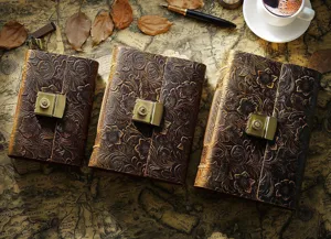 Vintage geprägtes Leder Tagebuch mit Zahlenschloss, handgemachtes Notizbuch Skizzenbuch.