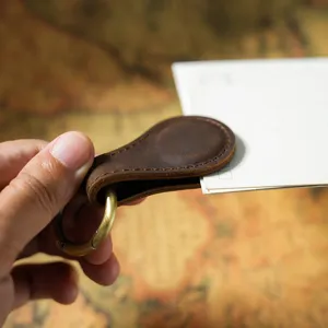Leather magnetic bookmark clip portable vintage cap clip multi-functional travel accessory
