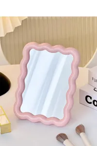 Lindo espejo de maquillaje rosa ondulado para escritorio dormitorio decoración estética portátil