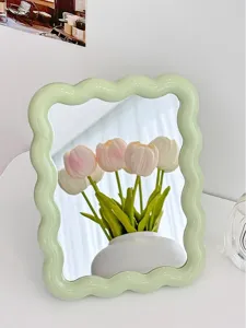 Lindo espejo de maquillaje de escritorio verde ondulado, decoración estética para hogar y dormitorio.