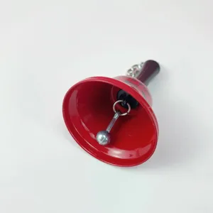 Campana de mano roja de metal con mango negro para juegos escolares eventos y fiestas.