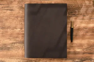 Quaderno in pelle di cavallo pazzo A4 grande raccoglitore diario retro dettaglio