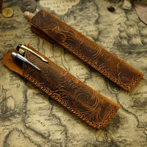 Vintage embossed genuine leather pen sleeve handmade retro protective case for fountain pens.