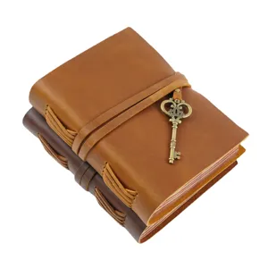 Taccuino diario in vera pelle vintage fatto a mano con decorazione chiave antica.