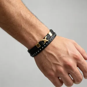 Heren meerlaagse zwarte lederen armband detail, titanium staal oneindigheid gespje.