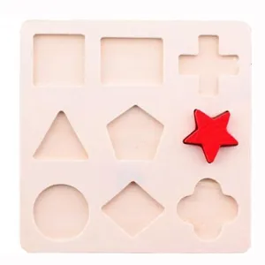 Holz Steckspiel Formensortierer für Kinder, frühes Lernspielzeug mit geometrischen Formen.