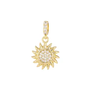 Pendente sole di lusso placcato oro 18 carati con zirconi cubici scintillanti