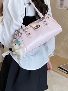 Elegante rosa Vintage Baguette-Schultertasche mit stilvollem Schloss und Teddy-Anhänger