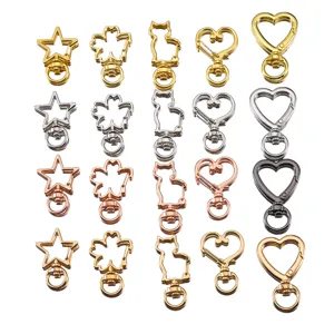 Selezione di chiusure a moschettone in metallo sagomato per gioielli fai-da-te e bijoux