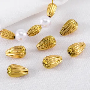Perles d'espacement olives en acier inoxydable doré ridé pour la fabrication de bijoux DIY.