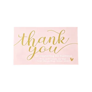 Tarjeta de agradecimiento rosa con letras doradas para embalaje de regalos y pedidos