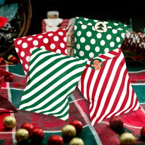 Set di 24 sacchetti regalo di Natale in carta kraft con pois e strisce per feste