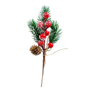 Tallo decorativo de bayas rojas con agujas de pinos y piñas para mesa de Navidad