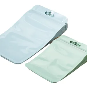 Gekleurde hersluitbare plastic ziplock zakjes voor sieradenverpakking met ophanggat