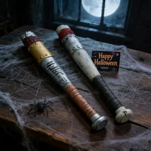 Halloween bloody plastic toy baseball bat props for cosplay and party decorations.