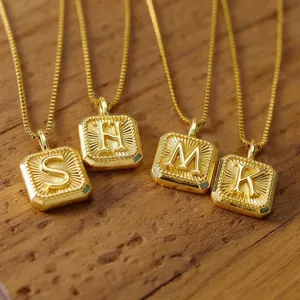 Mode Edelstahl Buchstabe Anhänger Halskette Personalisiert Quadratisch Laser Alphabet Schmuck Geschenk Für Damen