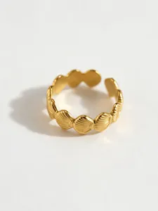 Gold stainless steel seashell pattern open ring detail view, stylish geometric fashion jewelry.