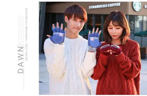 Winter warm fleece-lined couple convertible knit half-finger gloves for outdoor wear.