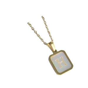 Goldener Titanstahl quadratischer Muschel Initialen H Anhänger Halskette für Damen Schmuck