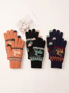 Winter knit touchscreen gloves, warm outdoor fleece-lined thickened cute gloves detail