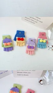 Leuke cartoon pluche warme converteerbare halfvingerhandschoenen voor dames in de winter.