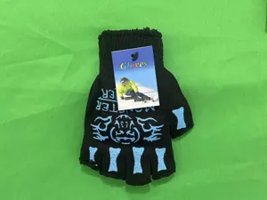 Guanti in maglia nera senza dita con stampa di ossa di mostro per caldi sport invernali.