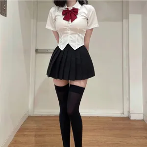 Schwarze Overknee-Strümpfe für Damen, dünne Frühlings- und Sommer-Langschaft-JK-Socken.