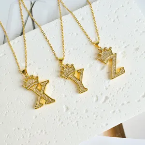 Collier Pendentif Lettre Micro-Incrusté Couronne Mode Européenne Et Américaine Strass Chaîne Clavicule Acier Inoxydable