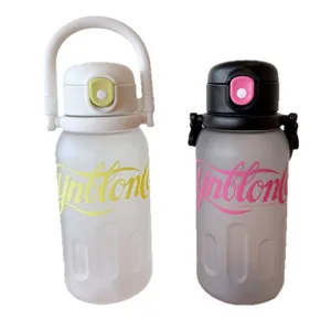 Dos botellas de agua deportivas mates de gran capacidad con pajita y asa, blanco y gris