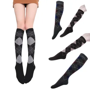 Classic argyle pattern knee high socks fashion retro long stockings for women autumn wear
