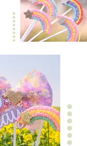 Primo piano dettagliato di decorazioni per torte arcobaleno e fiocco glitterato con paillettes