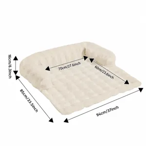 Plush pet bed size chart showing dimensions and weight capacity for dogs and cats warm.