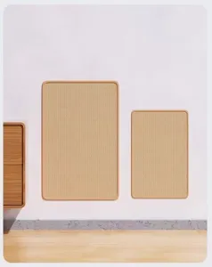 Detailansicht der wandmontierten Sisal Katzenkratzmatte, langlebiges Haustier Kratzspielzeug.
