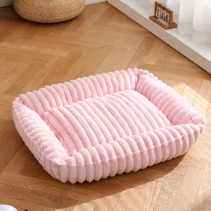 Letto per animali in peluche rosa con design a corduroy caldo, cuscino per cani e gatti.