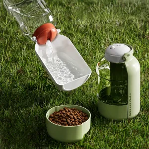 Tragbare Haustier-Wasserflasche Große Kapazität Outdoor Reisen Hunde Tränke Und Futterbecher Haustierbedarf