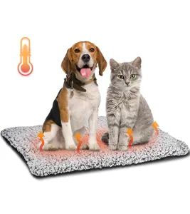 Graue Plüsch Haustier Heizdecke für Hunde und Katzen, warme thermische Selbstwärmematte.