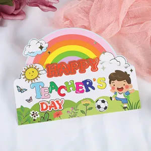 Detailweergave van een kleurrijke wenskaart voor de Dag van de Leraar met een regenboog.