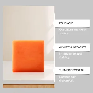 Savon visage nettoyant HOYGI à l'acide kojique et huile de curcuma pour une peau douce.