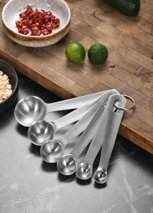Set di 6 misurini in acciaio inox 304 con tacche incise per un dosaggio accurato