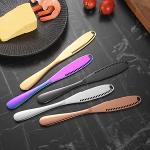 5er-Set bunte Buttermesser aus Edelstahl mit Löchern zum Streichen von Brot und Käse