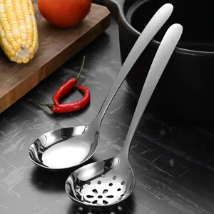 Cucchiaio da Zuppa Profondo in Acciaio Inossidabile 304 Impugnatura Lunga Cucchiaio da Servizio Mestolo Forato Utensile da Cucina Lucidato a Specchio