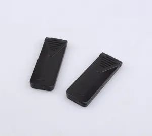 Rullo levapelucchi pieghevole portatile nero in plastica rimuovi polvere vestiti.