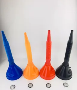 Embudo de plástico grueso de tubo largo con filtro para repostaje de máquinas y uso.