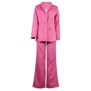 Ensemble de blazer décontracté rose pour femme, veste élégante et pantalon évasé.