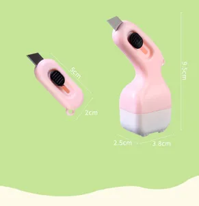 Mini abrecajas portátil y sello de protección de privacidad con diseño de dibujos animados.