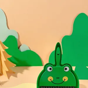 Cute Cartoon Animal Desktop Broom Dustpan Combo Mini Table Cleaning Brush Kit For Home Office School Student PP Material