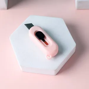 Mini cúter rosa abrecartas, cuchillo utilitario portátil y bonito para oficina y escuela.